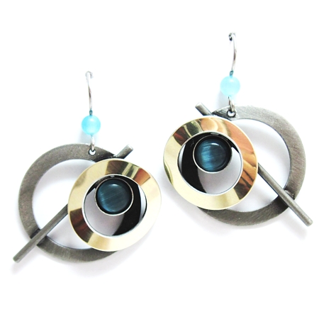 Crono Design Two-tone Circle w/Blue Catsite Earring - Click Image to Close